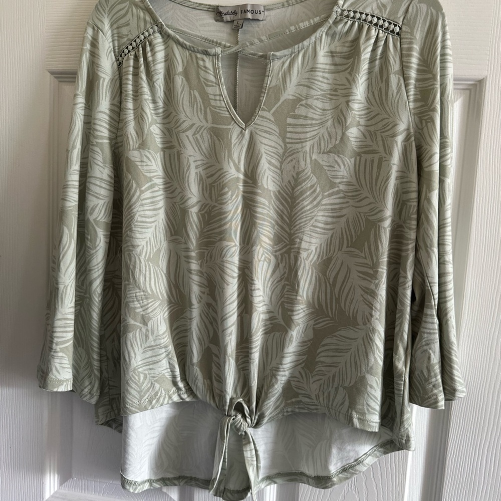 Absolutely Famous Green 3/4 Sleeve Tie Front Blouse